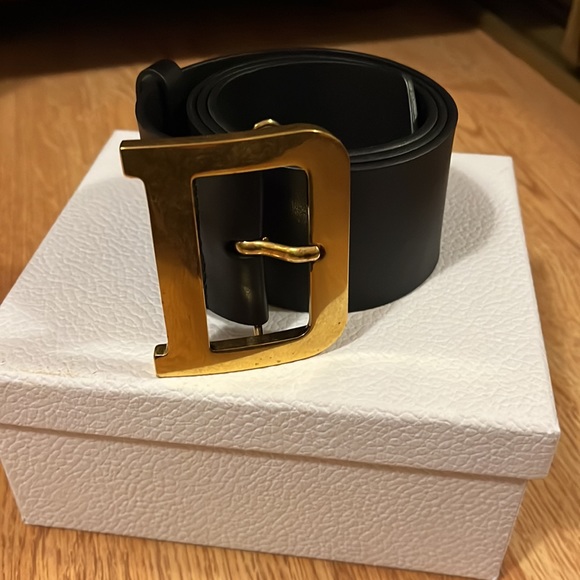 Authentic Dior D Belt - Picture 8 of 8